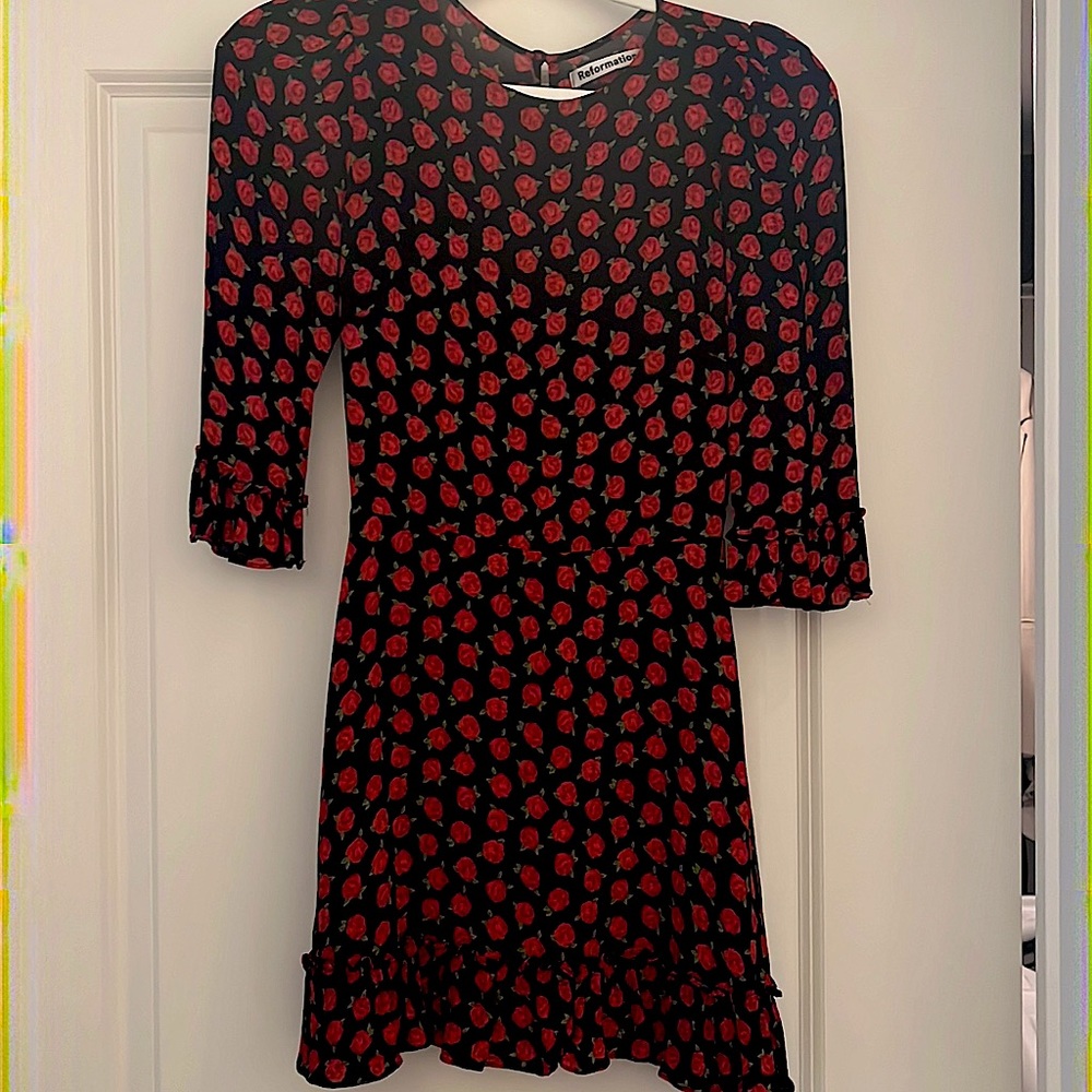 Reformation doutzen 3/4 sleeve mini dress sz 0 floral black red